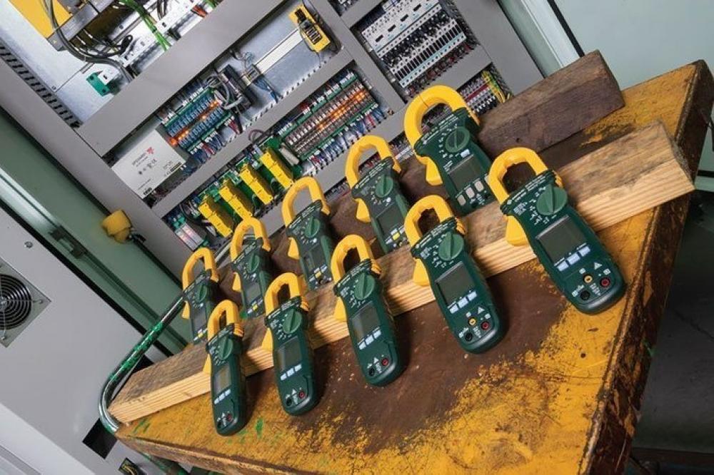 600 Amp AC True RMS Clamp Meter<span class=' ItemWarning' style='display:block;'>Item is usually in stock, but we&#39;ll be in touch if there&#39;s a problem<br /></span>