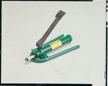 Greenlee 1725 - Hydraulic Foot Pump (1725-M3)